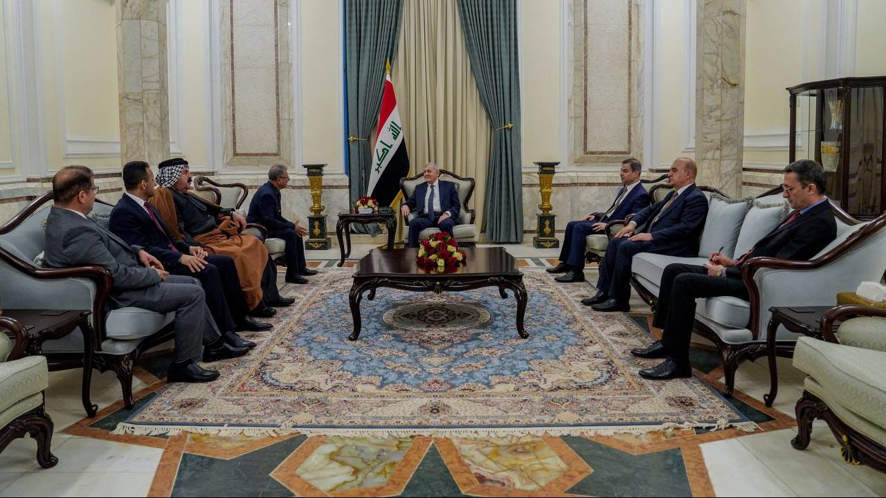 والأهوار